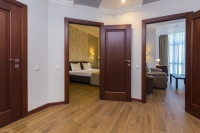 Отель «Sun Palace Gagra» (Сан Пэлас Гагра) - номер Люкс 2-комнатный с 1 двуспальной кроватью фото 3