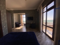 Бутик-отель «Black Sea» - номер Люкс с панорманым видом на море фото 6